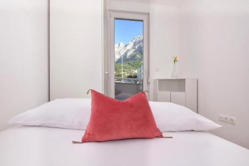Sunshine Apartment