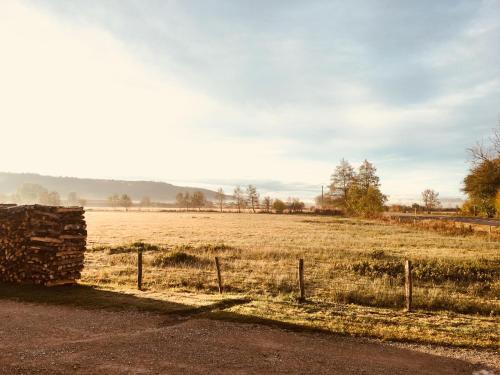 Photo de la galerie de l'établissement La Chambre des Carrelets, à Montigny-sur-lʼAin