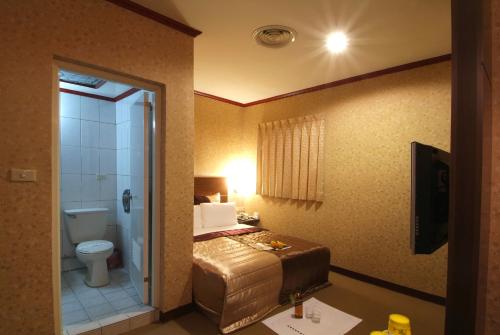 Gallery image of Golden Swallow Hotel in Hsinchu City