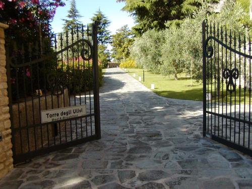 Fotografie z fotogalerie ubytování Torre Degli Ulivi v destinaci Tignale