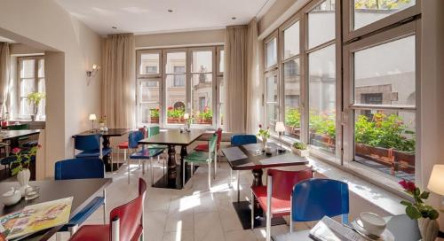 Posezení v ubytování Hotel am Rathaus