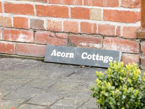 Acorn Cottage 1 – Photos 2