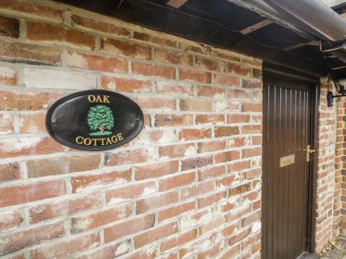 Oak Cottage – Photos 2