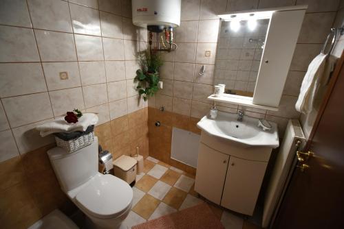 Kylpyhuone majoituspaikassa In The Castle - House