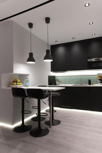 JB Luxury Suites