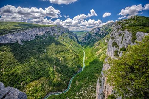 a view of a canyon with a river in it at la souquette in Draguignan