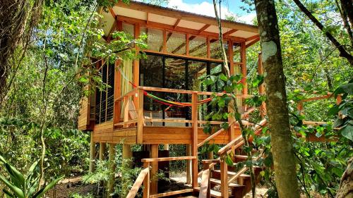 Un jardín fuera de Vanilla Hills Resort