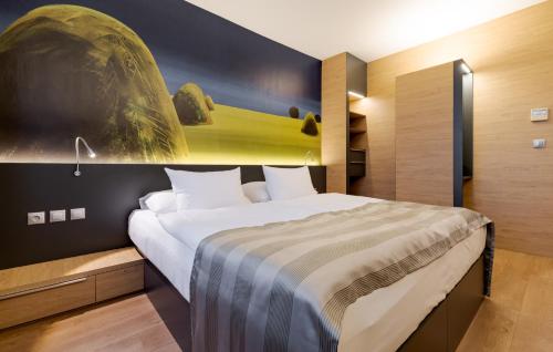 Expo Hotel Image