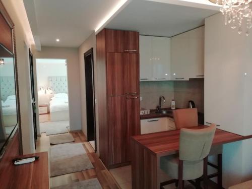 Gallery image of Apartments and Rooms Grand Palazzo in Budva