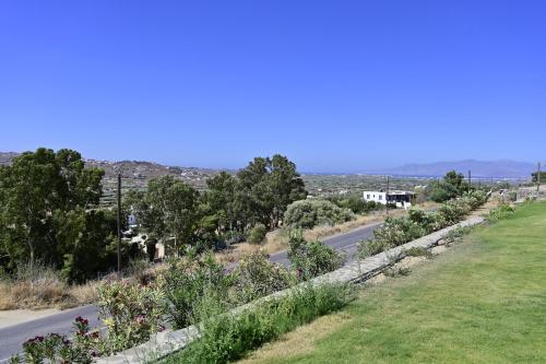Φωτογραφία από το άλμπουμ του Isidoros Apartments σε Galanádhon