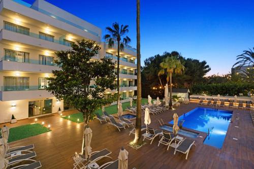 Metropolitan Juka Playa