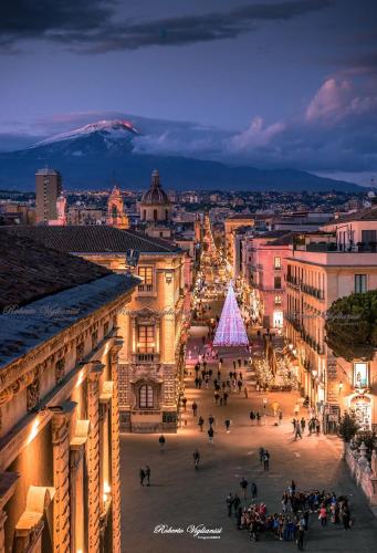 a view of a city with a christmas tree at Casa Vacanze Gaia in Biancavilla