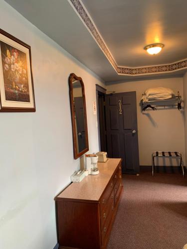 Fotografie z fotogalerie ubytování Lakeview Hotel v destinaci Wawa