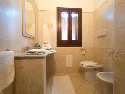 Ένα μπάνιο στο Case Peschiera 11 - Klodge