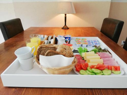 Mad på resortet eller i nærheden