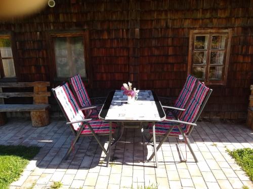 Zdjęcie z galerii obiektu Appartement Simone w mieście Eben im Pongau