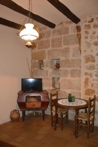 Gallery image of Cal Gorro in Arnés