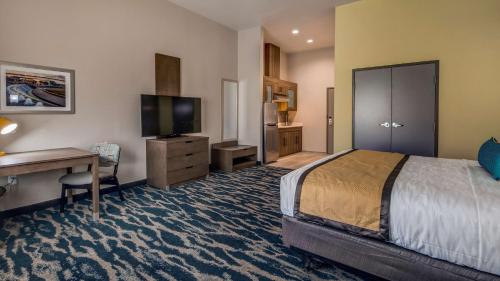 Ένα ή περισσότερα κρεβάτια σε δωμάτιο στο Executive Residency by Best Western Corpus Christi