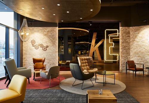 Hotel Indigo Berlin - East Side Gallery Image