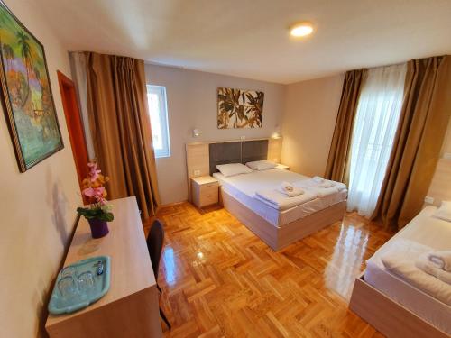 Gallery image of Apartments Pier in Budva
