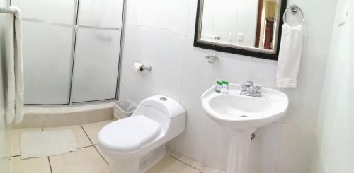 Koupelna v ubytování Hotel Carnaval