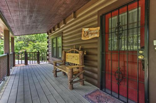Rustic Cabin w/ Screened Deck: 8 Mi to Dollywood photo 22