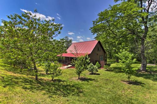 Rustic Cabin w/ Screened Deck: 8 Mi to Dollywood photo 28