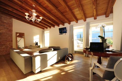 TV o dispositivi per l'intrattenimento presso Locanda Al Castelletto
