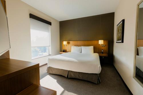 Katil atau katil-katil dalam bilik di Hyatt Place Augusta