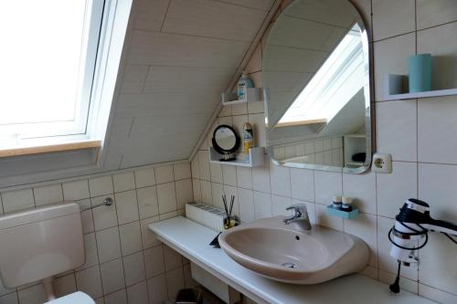 Ванная комната в Ferienwohnung Am Klosterberg 6