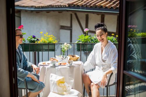 Επισκέπτες που μένουν στο rössl bianco b&b&b
