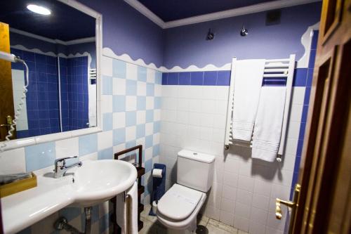 Bilik mandi di Posada de Villacarriedo