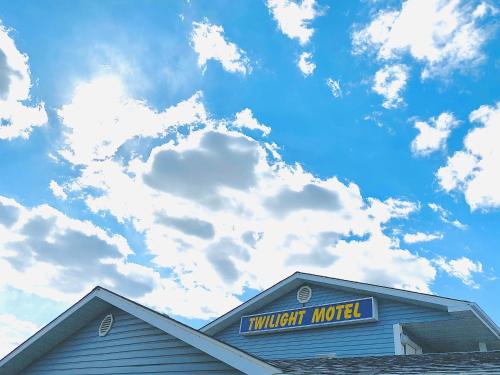 Twilight Country Motel – Photos 3