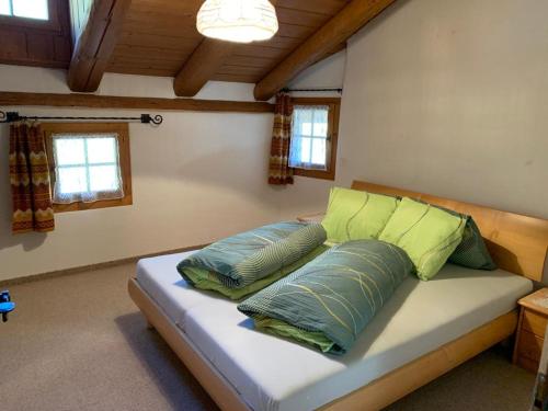 Tempat tidur dalam kamar di Ferienwohnung Jalet