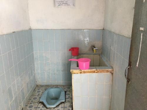 Vonios kambarys apgyvendinimo įstaigoje Tambak Bayan Guesthouse