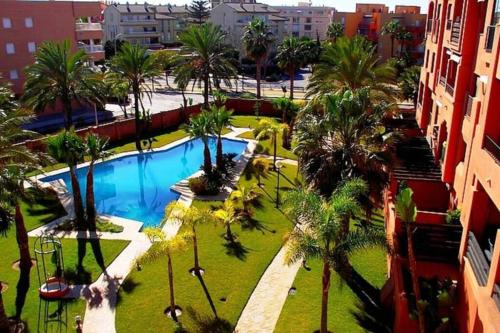 Bazén v ubytovaní Las Brisas Apartment, Salobrena alebo v jeho blízkosti