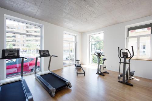 Fitness centrum a/nebo fitness zařízení v ubytování Nest - Kanzleistrasse 225