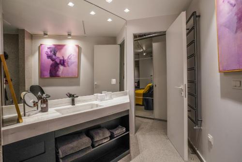 Ett badrum på ApArt Suite
