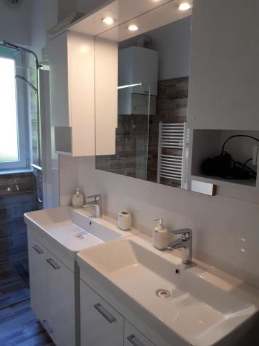 Saraybosna'daki Grand Apartman San, free parking tesisine ait fotoğraf galerisinden bir görsel