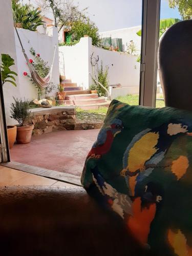 Ruang duduk di Salmoura