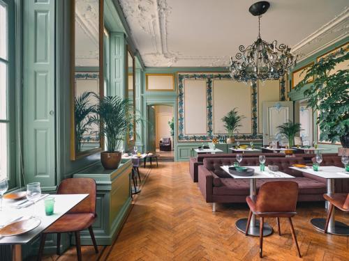 Posezení v ubytování Eco Hotel Plantage Rococo