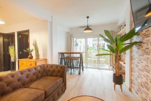 Vintage Movie The Luxury Apartment BY NAMASTE ELITE