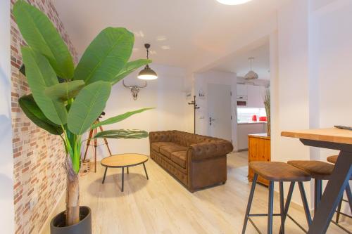 Vintage Movie The Luxury Apartment BY NAMASTE ELITE