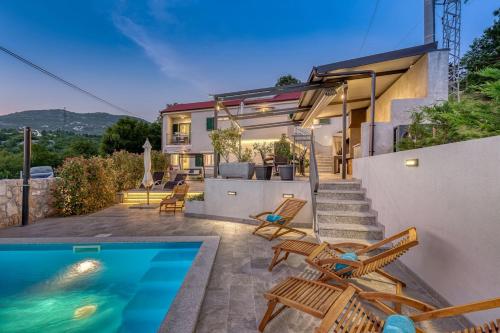 Villa LETI with pool – Photos 4