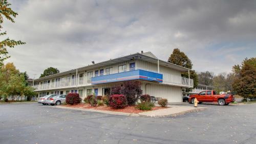 Photo de la galerie de l'établissement Motel 6-Des Moines, IA - North, à Des Moines