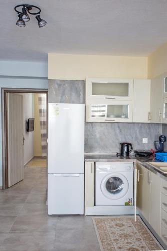 Gallery image of Rent House Diamond in Iraklitsa
