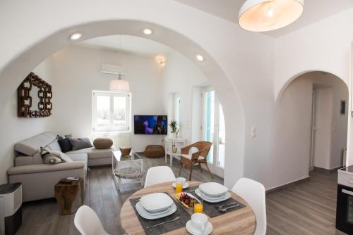 Televisyen dan/atau pusat hiburan di TIFFANYS VILLAS