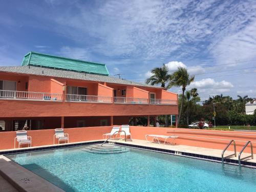 Coquina Beach Club 206