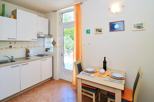 Charming Opatija Getaway w Panoramic Sea Views and Rewarded Garden