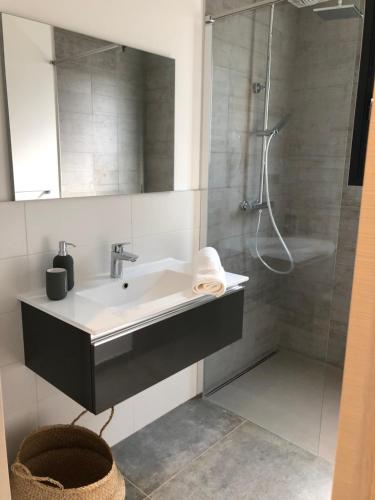 Koupelna v ubytování Pavillon de la Trinité